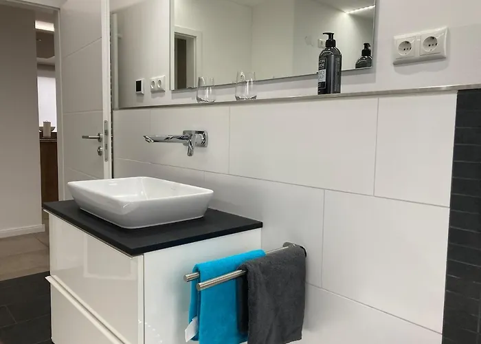 Apartment Mitten Im Norden Niederdorla